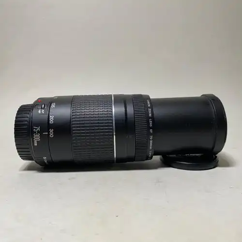 Canon EF 75 300mm Ultrasonic USM f4 5.6 III Lens Used 2 Canon EF 75 300mm Ultrasonic USM f4 5.6 III Lens Used 2