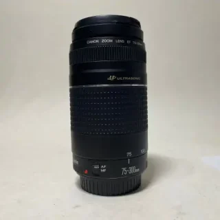 Canon EF 75 300mm Ultrasonic USM f4 5.6 III Lens Used 7
