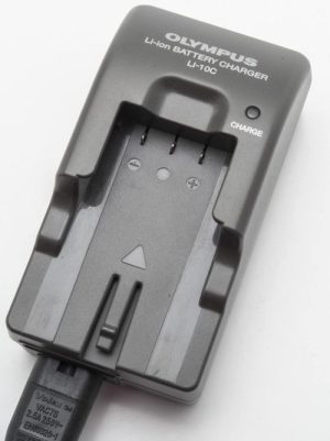 Camera Battery Charger Olympus Li-10C for LI-10B, LI-12B