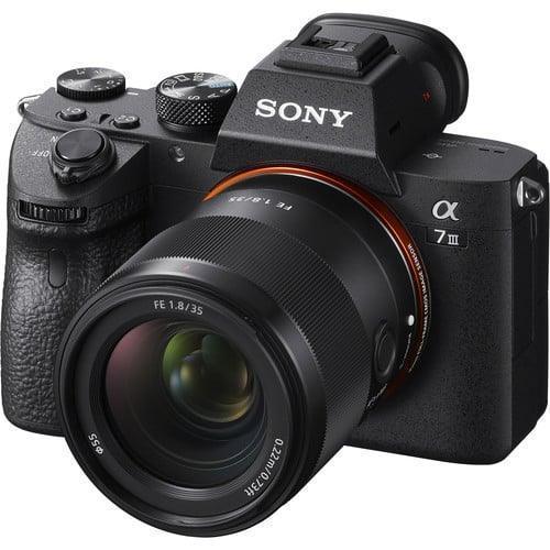 Sony-FE-35mm-f1.8-Full-Frame-Prime-Lens-for-Sony-E-Mount-7 Sony-FE-35mm-f1.8-Full-Frame-Prime-Lens-for-Sony-E-Mount-7