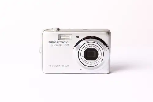 Praktica Luxmedia 12 Z4 12 Mpx Digital Compact Camera Used.webp 2 Praktica Luxmedia 12 Z4 12 Mpx Digital Compact Camera Used.webp 2