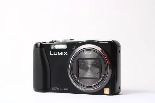 Panasonic Lumix DMC TZ31 Digital Compact camera 20x zoom, Leica lens Used 2 Panasonic Lumix DMC TZ31 Digital Compact camera 20x zoom, Leica lens Used 2