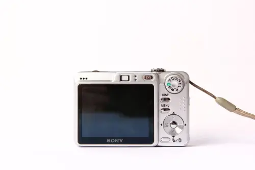 Sony Cybershot DSC W55 7.2 Mpx Compact Camera Used 4 Sony Cybershot DSC W55 7.2 Mpx Compact Camera Used 4